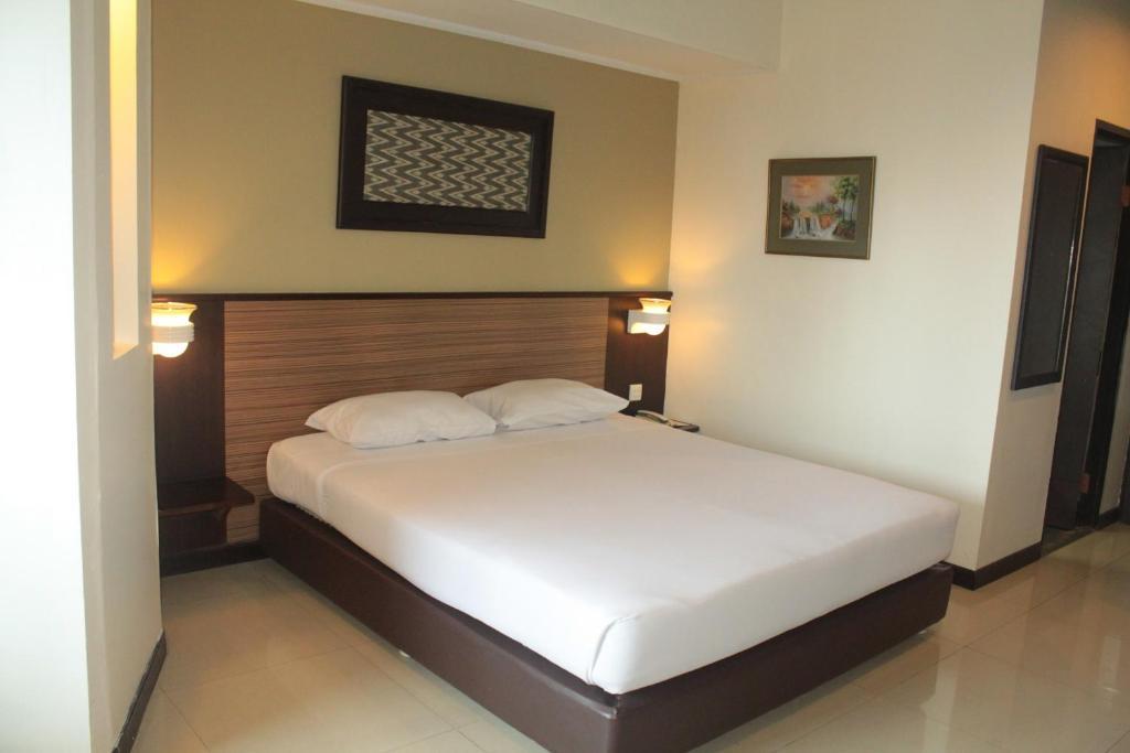 Novotel Makassar Grand Shayla Room photo